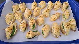 Mini croissanty naslano i sladké