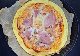 Pizza z cottage a vajec (bez mouky)