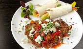 Balkánský vepřový steak