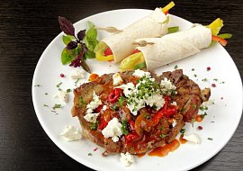 Balkánský vepřový steak