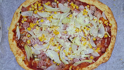 Cottage pizza s celozrnnou moukou