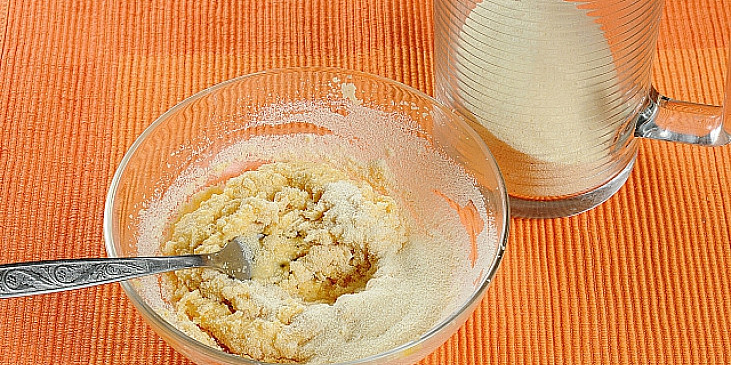 Květáková polévka s krupicovými noky