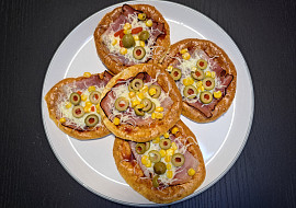 Mini pizzy z cottage těsta