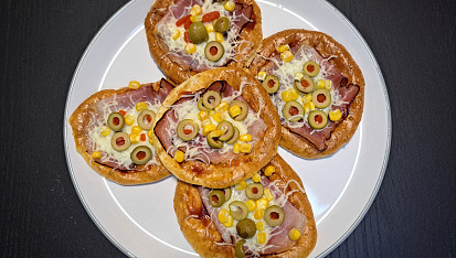 Mini pizzy z cottage těsta