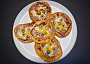 Mini pizzy z cottage těsta