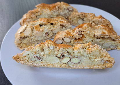Italské mandlové sušenky - Cantuccini