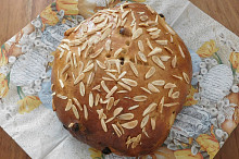 Kynutý velikonoční mazanec