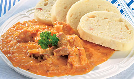 Krůtí segedínský guláš podle Miroslava Etzlera