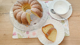 Bábovka s mascarpone podle Míši Landové