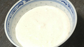 Česnekový dresing