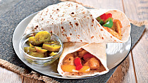 Fajitas s paprikami a kuřecím masem
