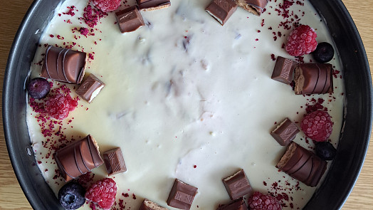 Kinder Bueno cheesecake