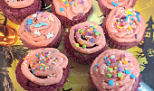 Lehký tvarohový krém (nejen) na cupcakes