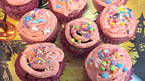 Lehký tvarohový krém (nejen) na cupcakes