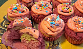Lehký tvarohový krém (nejen) na cupcakes