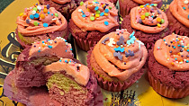 Lehký tvarohový krém (nejen) na cupcakes