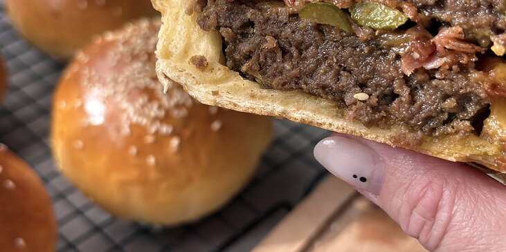 Utajené hamburgery