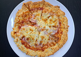 Cottage pizza s celozrnnou moukou