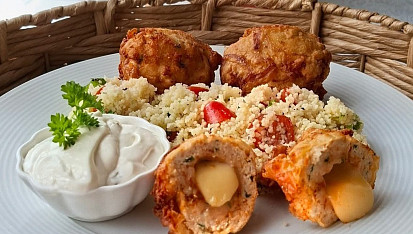 Masové kuličky plněné mozzarellou s kuskusem
