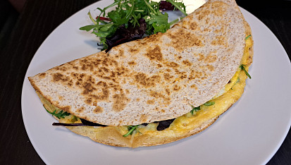 Tortilla plněná špenátem