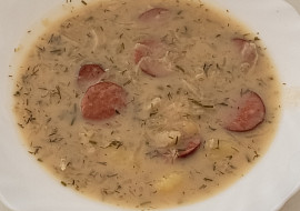 Bílá zelňačka s koprem