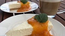 Nepečený cheesecake s ovocem