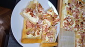 Slaný cibulový koláč