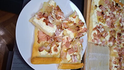 Slaný cibulový koláč