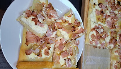 Slaný cibulový koláč