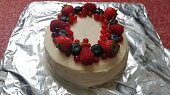 Nepečený cheesecake s ovocem (Já mám raději čerstvé ovoce, tak jsem použila to :))