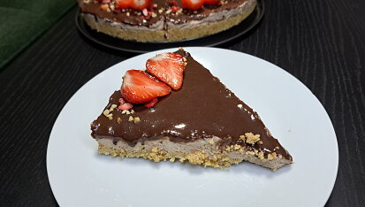 Čokoládovo-jahodový cheesecake