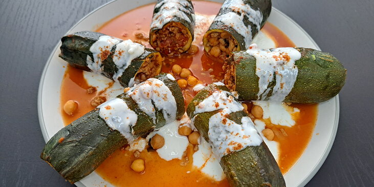 Kabak Dolması - turecká plněná cuketa