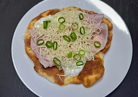 Odlehčenější langoše z horkovzdušné fritézy