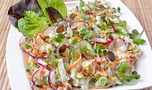 Barevný salát coleslaw