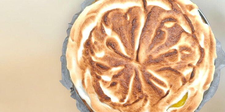 Francouzský citronový koláč se sněhem - Tarte au citron meringuée (Hotový koláč)
