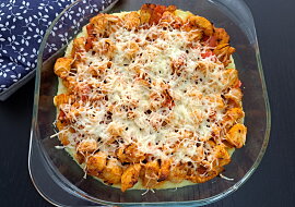 Zapečené kuřecí soté na bramborové kaši