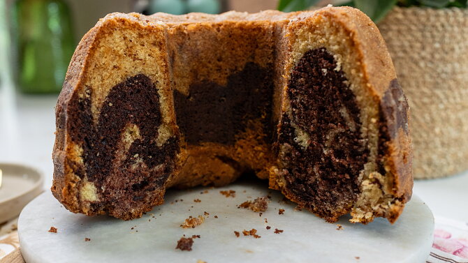 Lehoučká mramorová bábovka
