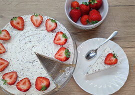 Nepečený stracciatella dort