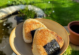 Surimi Onigiri