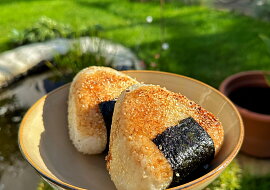 Surimi Onigiri