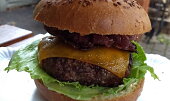 Klasický hamburger
