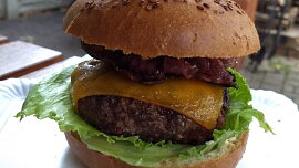 Klasický hamburger