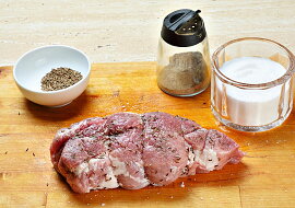 Vepřová plec s česnekovou omáčkou