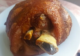 Křupavé koleno z horkovzdušné trouby (Crispy pata)