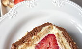 Jahodová BeBe střecha s mascarpone