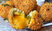 Bramborové krokety plněné sýrem