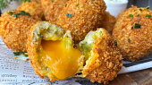 Bramborové krokety plněné sýrem