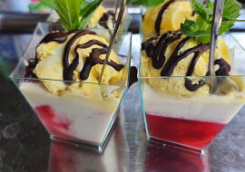 Panna cotta s jahodami
