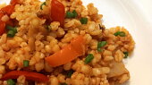 Bulgur s paprikami a ljutenicí