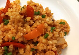Bulgur s paprikami a ljutenicí
